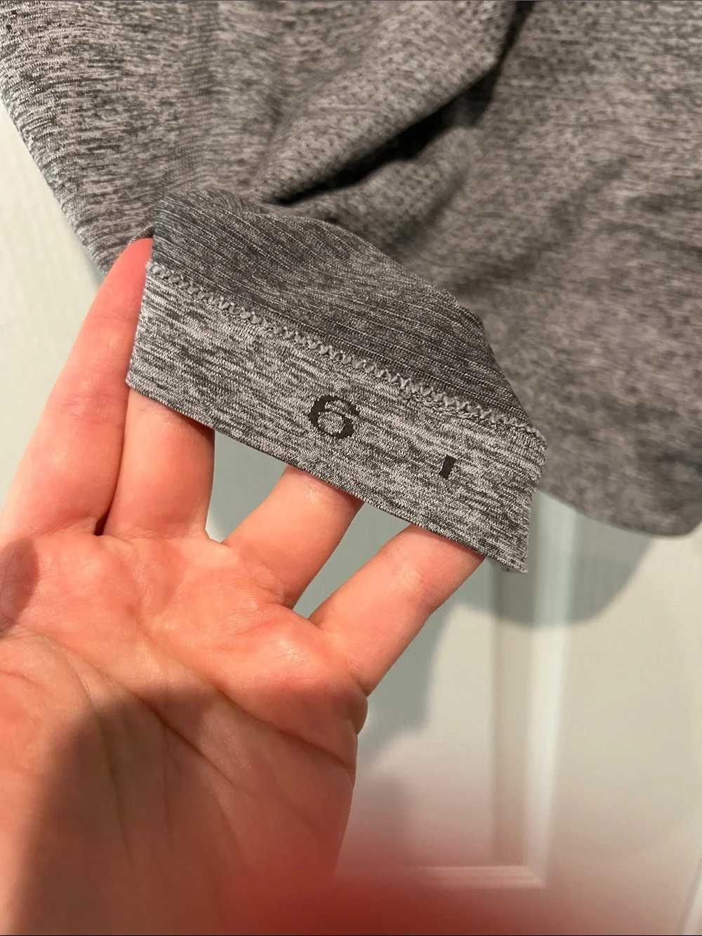 LULULEMON Women’s Short-Sleeve Performance Tee in Heather Gray